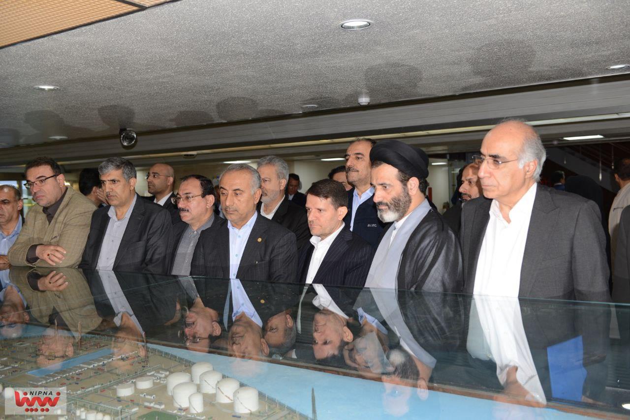 بازدید معاون‌ وزیر نفت و مدیرعامل شرکت ملی صنایع پتروشیمی از پتروشیمی بندر امام 30